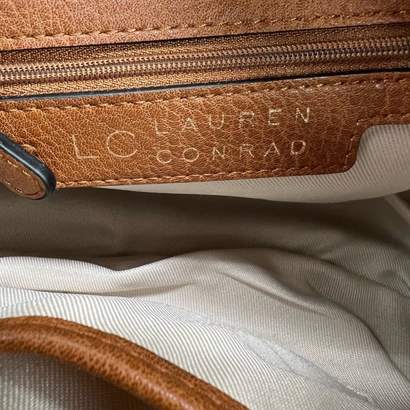 LC Lauren Conrad Barrel Crossbody Bag - Picture 5 of 9